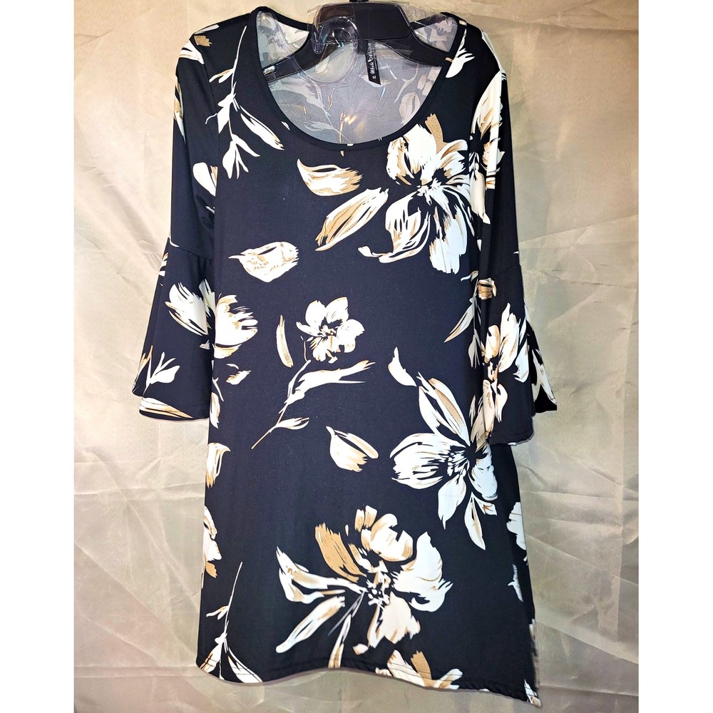 White Mark Womens M Floral Tunic Blouse Black/White Scoop Neck 3/4 Bell